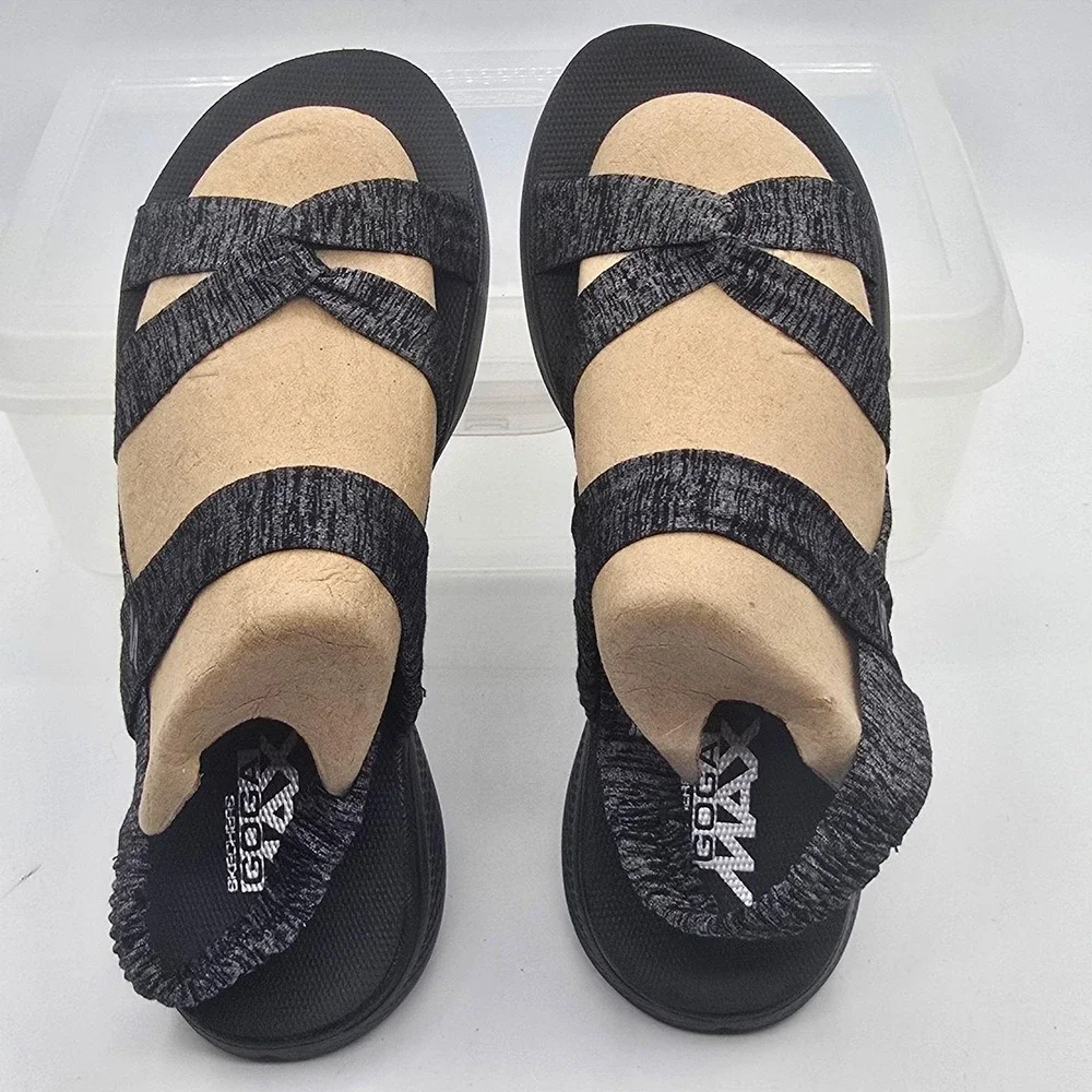 Skechers Sandals Womens Size 10 Black Goga Max Strappy Stretch Comfort Shoes